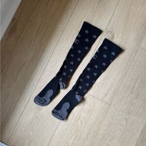 Black and Gray Star Patterned Knee-High Socks